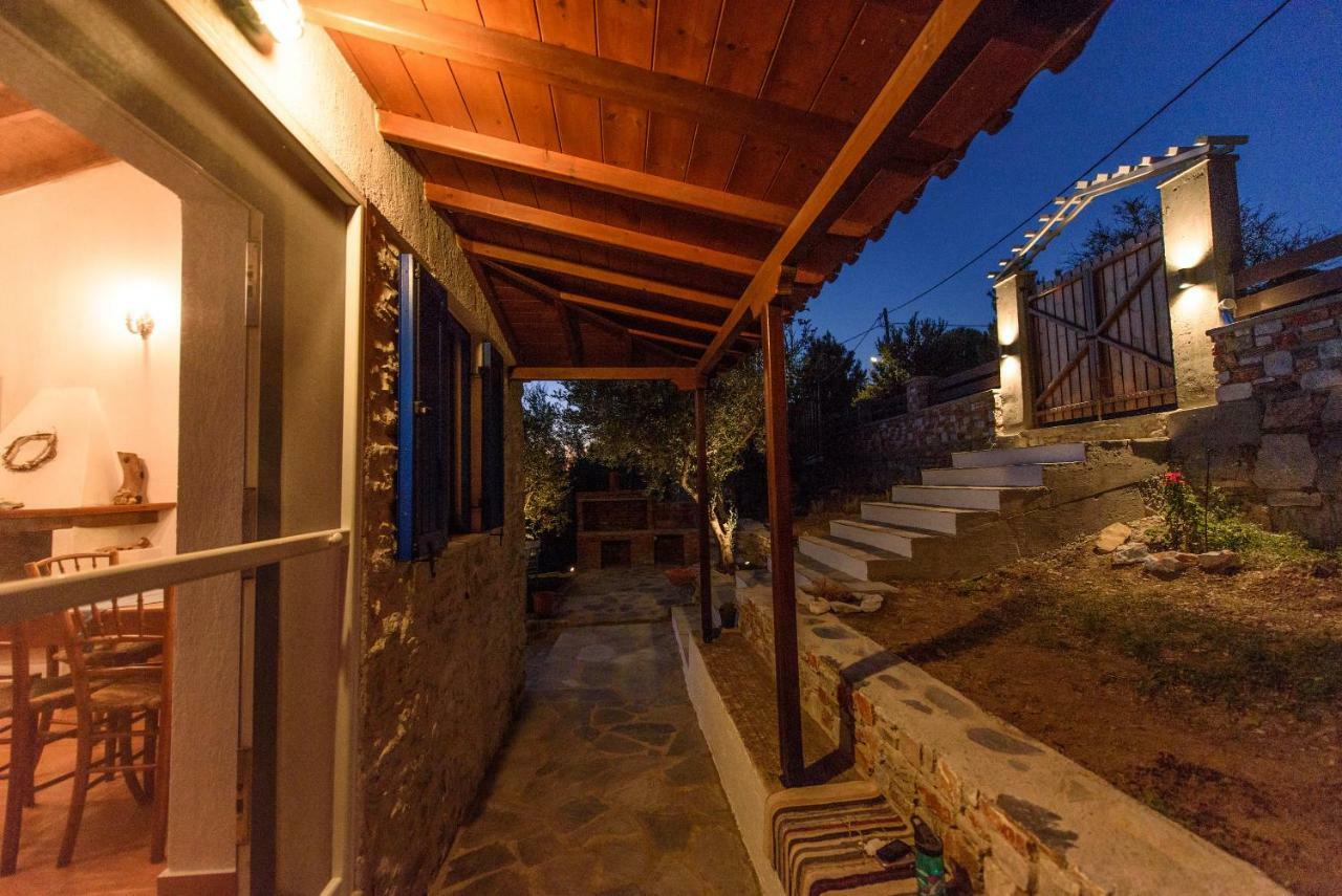 Villa Marouda Glossa Exterior foto